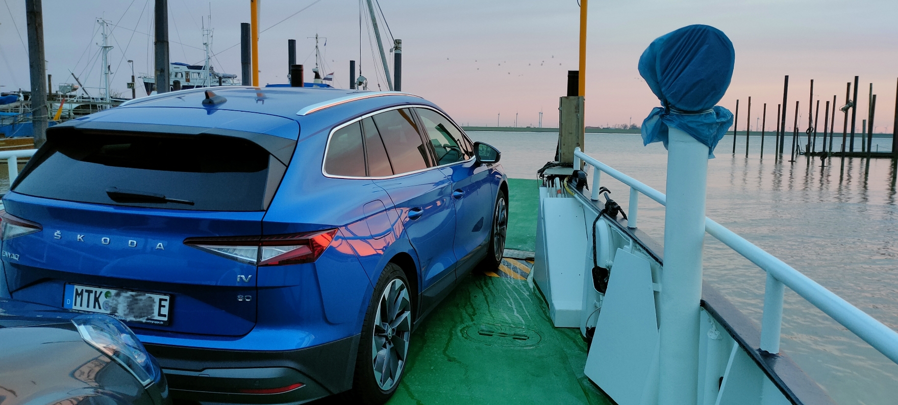 Kleiner ENYAQ auf großer Überfahrt