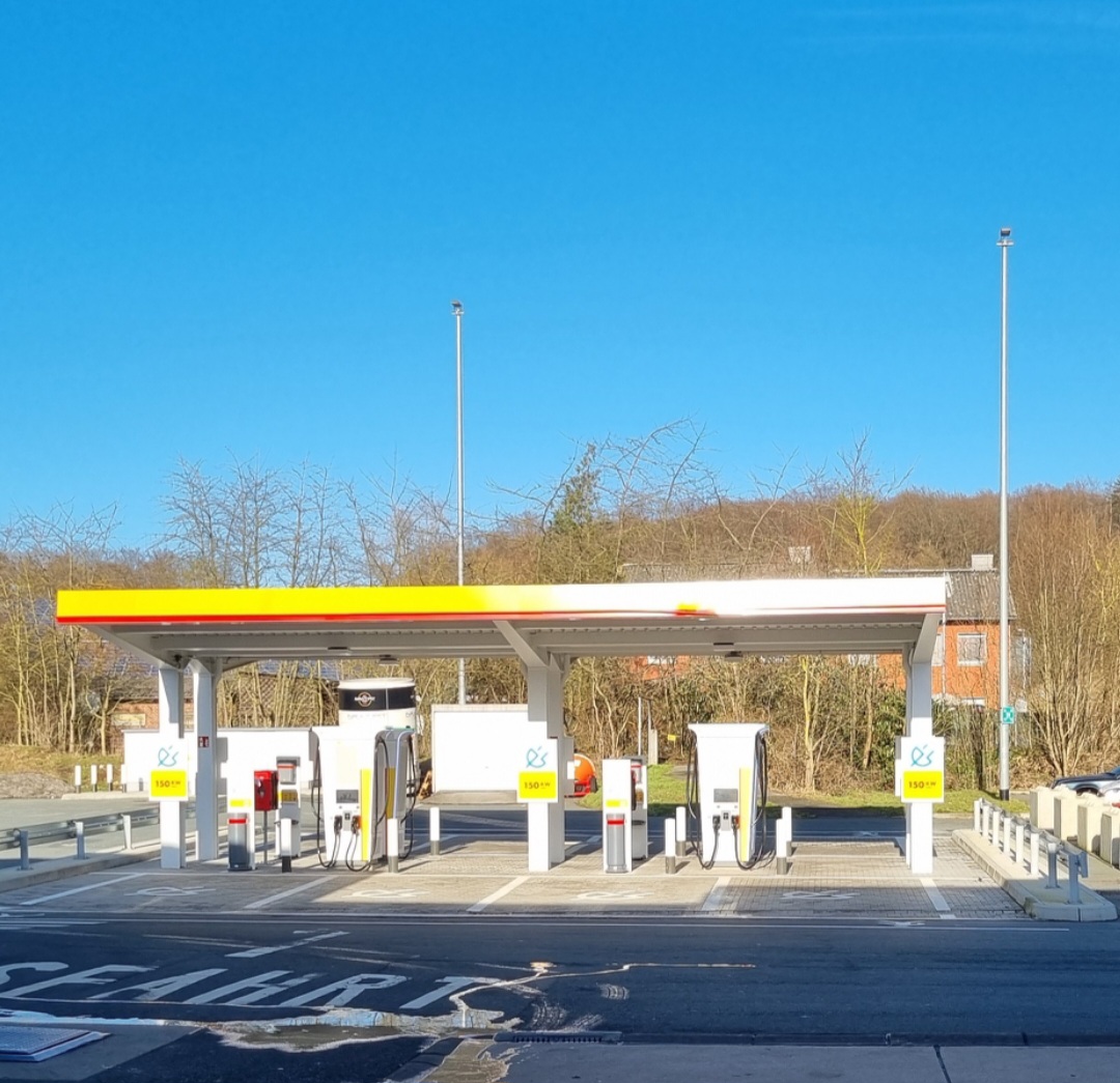 SVG Autohof Breuna Elsinger Höhe an der A44