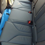 Wellen überall Wellen <-- Auslieferungszustand! So können Sitze nach 1-2Jahren Nutzung aber doch nicht neu aussehen!