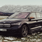 Bitte recht freundlich ! Der Enyaq und der Untersberg.