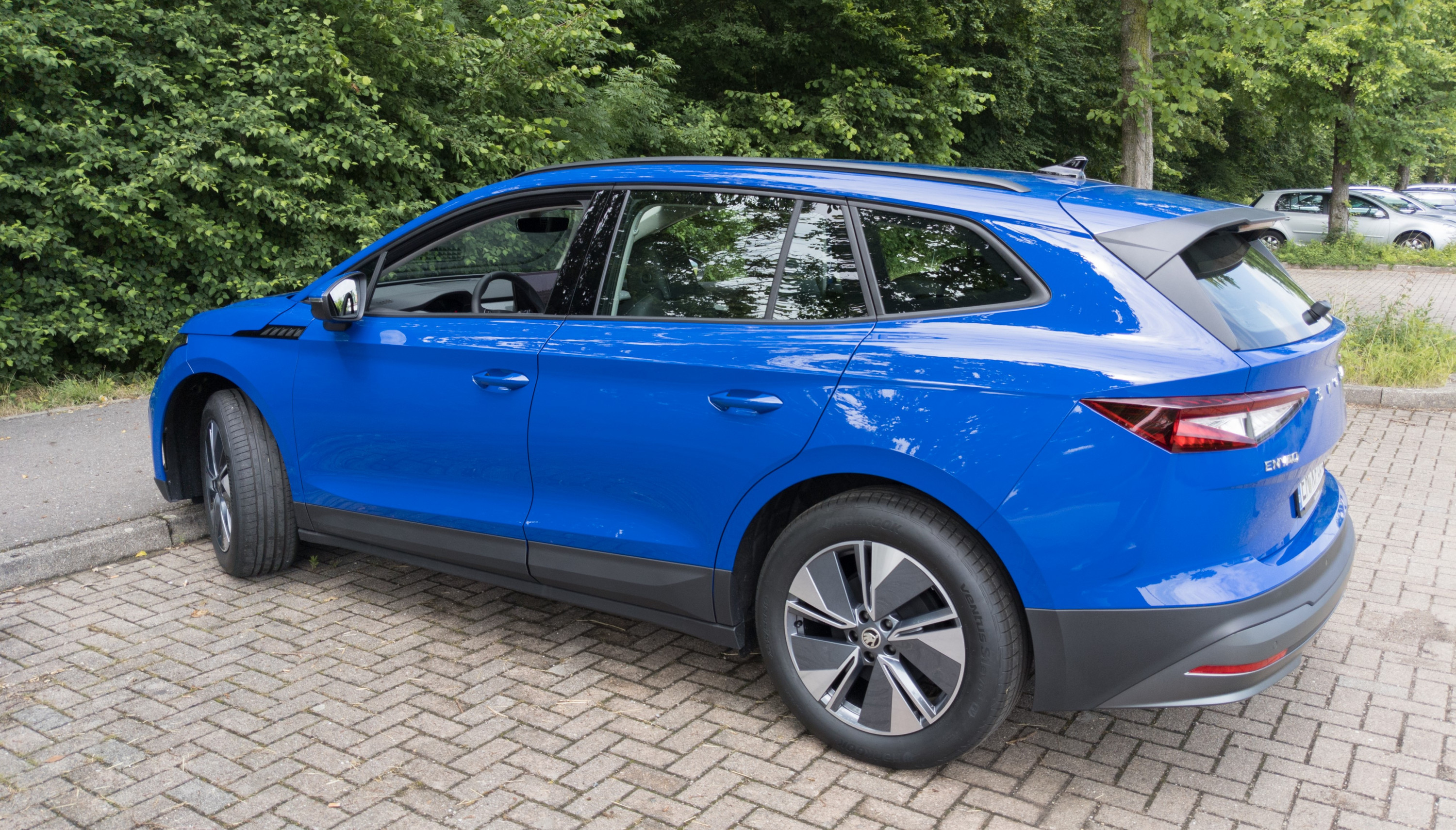 Skoda Enyaq Blau